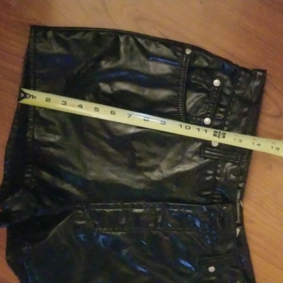 Versace Jeans Conture leather short - Picture 13 of 15